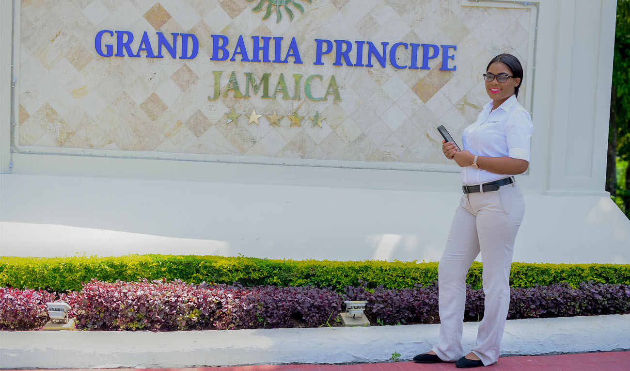 Shinae Reid Williams, Digital Guest Experience Jamaica
