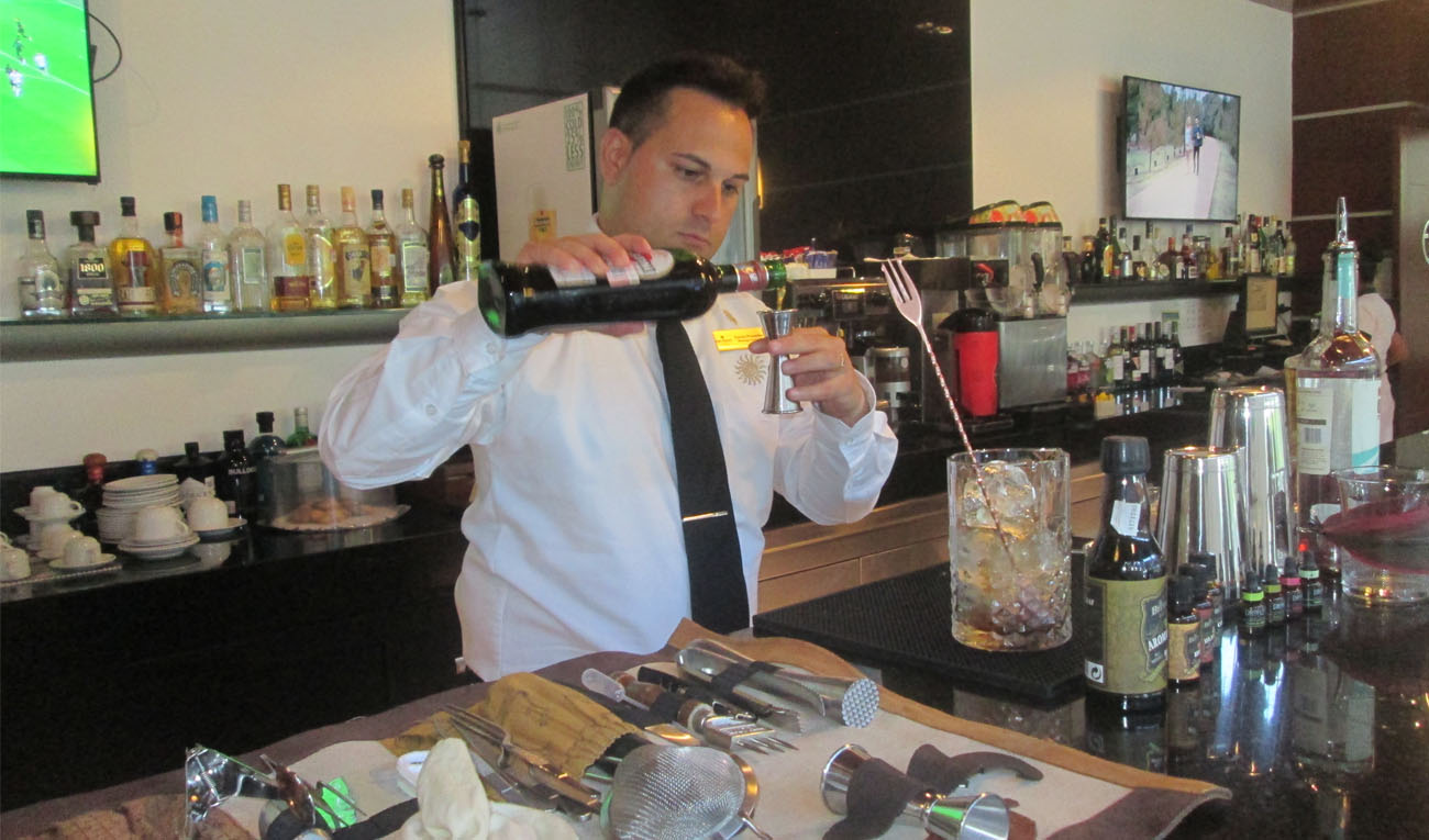 Carlo Proverbio - Mixólogo Carlo Proverbio - Mixólogo